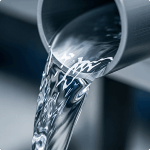 Agua desmineralizada o industrial